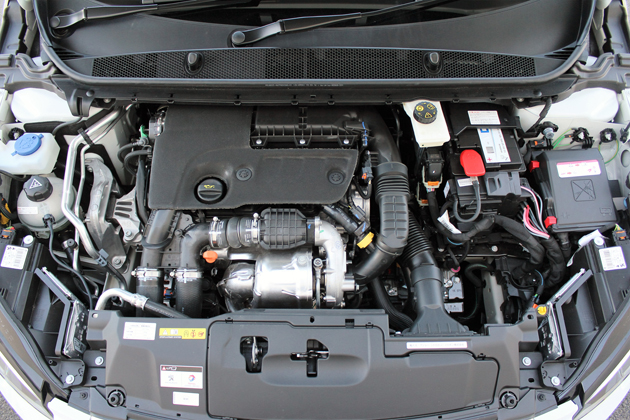 プジョー308★人気のディーゼルエンジン★ローダウン プジョー308☆人気のディーゼルエンジン☆ローダウン