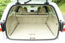 「きかんしゃトーマス号」にあいたい!「ボルボ V70 T4 Classic」で行く静岡 1Day試乗レポート/山本シンヤ