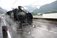 「きかんしゃトーマス号」にあいたい!「ボルボ V70 T4 Classic」で行く静岡 1Day試乗レポート/山本シンヤ