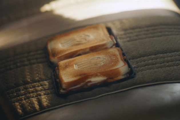 炎天下で高温になった車の熱で本格フレンチを作れるのか！？