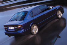 スバル レガシィB4