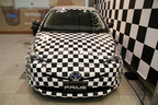 「TRY! SHIBUYA TRY! PRIUS」にて用意されたチェッカー柄のプリウス