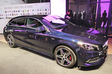 メルセデス・ベンツ CLA250 SPORT 4MATIC シューティングブレーク