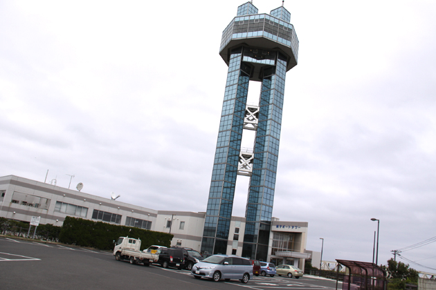 午後ということもあり銚子港は閑散。とりあえず銚子タワーに寄ってみました。アメリカは見えませんでした。