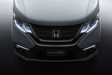 ホンダ STEP WGN Modulo X(ステップ ワゴン モデューロ エックス)