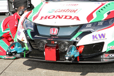 「FIA世界ツーリングカー選手権シリーズ JVCKENWOOD 第9戦 日本ラウンド(もてぎ)」観戦レポート/国沢光宏