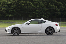 トヨタ 新型「86」(ハチロク・2016年7月マイナーチェンジ・後期型)