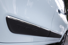 ルノー 新型 トゥインゴ「TWINGO INTENS Canvas top」試乗レポート／今井優杏