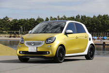 smart forfour turbo／smart fortwo cabrio turbo limited 試乗レポート／岡本幸一郎