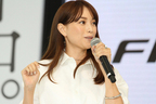 ホンダ フリードのCMに出演している「蛯原友里」さん