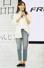 ホンダ フリードのCMに出演している「蛯原友里」さん