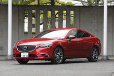 マツダ 新型 アテンザセダン「25S L Package」[FF／ボディカラー：ソウルレッドプレミアムメタリック(特別色)]