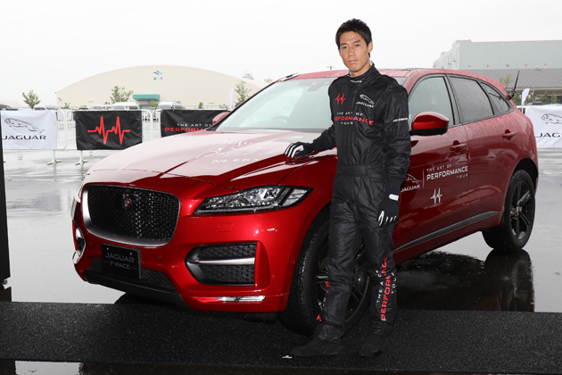 錦織圭 レーサーになる エアケイがジャガーの試乗イベント The Art Of Performance Tour を体感 画像ギャラリー No 14 新型車リリース速報 Mota