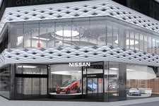 「NISSAN CROSSING（ニッサン クロッシング）」