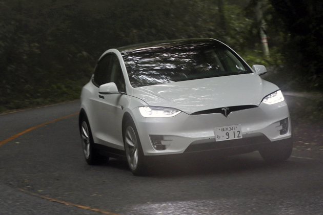 Tesla初のSUV「テスラ モデルX」国内初試乗 ～この爽快な走り、ひとりで愉しむのはもったいない！～