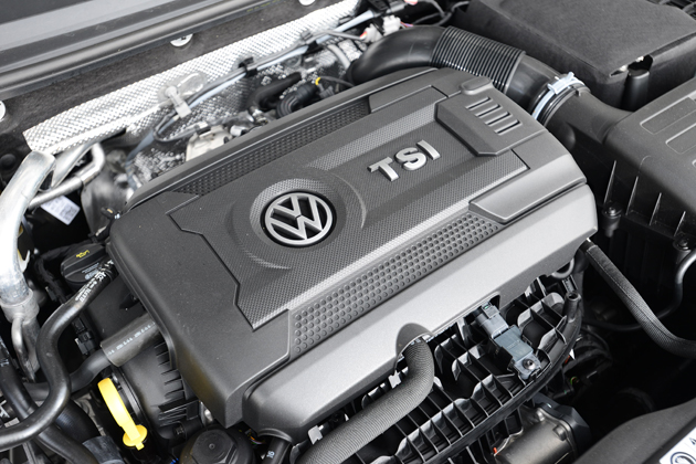 フォルクスワーゲン パサート・パサートヴァリアント「2.0TSI R-Line」試乗レポート/嶋田智之