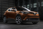 トヨタ C-HR パリショーで、これまで未公開だったインテリア全公開