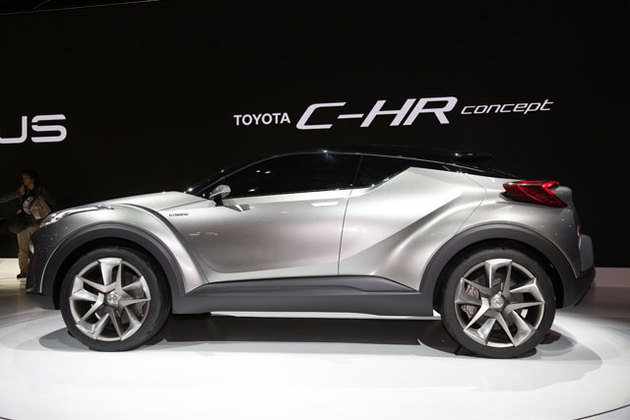 トヨタ C-HR パリショーで、これまで未公開だったインテリア全公開