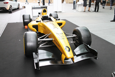 ルノー RS16(ショーカー)