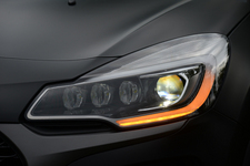 「DS3 PERFORMANCE Black Special」(DS3 パフォーマンス ブラック スペシャル)[限定車] 試乗レポート／国沢光宏