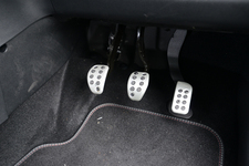 「DS3 PERFORMANCE Black Special」(DS3 パフォーマンス ブラック スペシャル)[限定車] 試乗レポート／国沢光宏