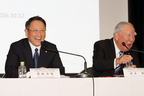 トヨタ自動車 代表取締役社長 豊田章男氏とスズキ株式会社 会長 鈴木修氏