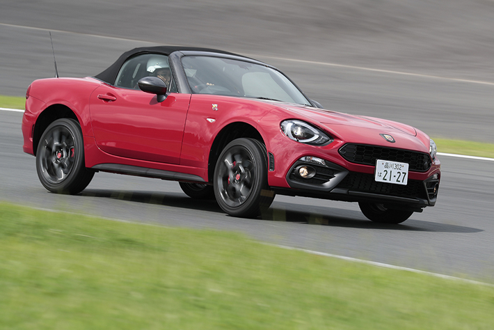 アバルト 124スパイダー