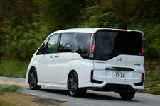 HONDA STEP WGN Modulo X(ホンダ ステップワゴン モデューロX) 試乗レポート／山本シンヤ