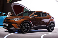 トヨタ C-HR（CHR）