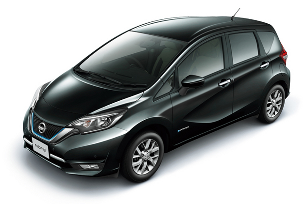 日産 新型ノート e-POWER/スーパーブラック