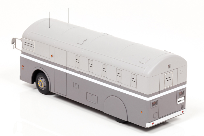 昭和の機動隊車両 通称“カマボコ”がミニカーになって甦る！500台限定