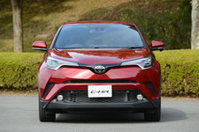 ＜C-HR ”S-T”(1.2ターボ／ボディカラー：センシュアルレッドマイカ)＞トヨタ C-HR(新型コンパクトSUV)試乗レポート／国沢光宏