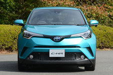 <C-HR ”G”(1.8ハイブリッド/ボディカラー:ラディアントグリーンマイカ)>トヨタ C-HR(新型コンパクトSUV)試乗レポート/国沢光宏