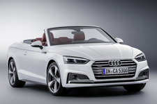 アウディ 新型A5カブリオレ