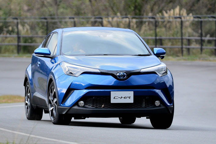 トヨタ新型suvのc Hrに注文殺到 目標の5倍受注で納車 は3月下旬から順次開始 業界先取り 業界ニュース 自動車ニュース22国産車から輸入車まで Mota