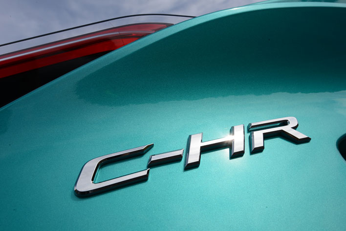 トヨタ 新型C-HR プロトタイプ
