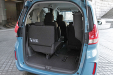 ホンダ 新型フリード G Honda SENSING(オプション装着車)[FF・6人乗り・ガソリンモデル／ボディカラー：ブルーホライゾン・メタリック]