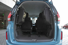 ホンダ 新型フリード G Honda SENSING(オプション装着車)[FF・6人乗り・ガソリンモデル／ボディカラー：ブルーホライゾン・メタリック]