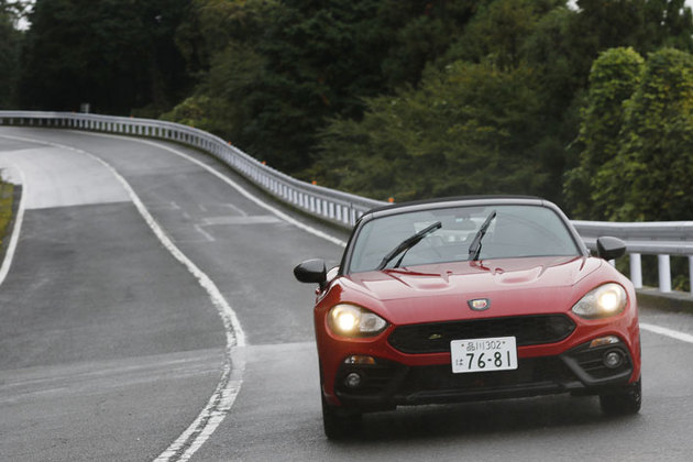 Abarth 124 Spider(アバルト124スパイダー) AT＆MTモデル 試乗レポート／今井優杏