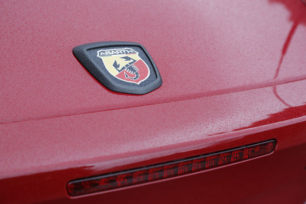 Abarth 124 Spider(アバルト124スパイダー) AT&MTモデル 試乗レポート/今井優杏