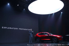 マツダ 新型CX-5 世界初公開ロサンゼルスオートショー前夜祭(11月15日現地時間）