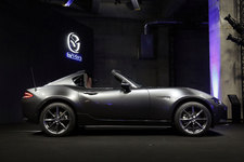 マツダ ロードスター RF(Retractable Fastback) プロトタイプ