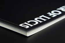 The Audi R8 Star of Lucisコンセプトブック