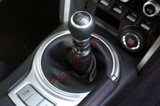 スバル 新型 BRZ ”GT”(2016年マイチェン時追加グレード／SACHSダンパー・brembo製ブレーキ装着モデル) 公道試乗レポート／河口まなぶ