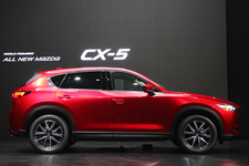 マツダ 新型CX-5（2016LAショー）