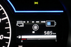日産 新型ノートe-POWER 停止中の充電表示