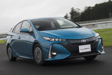 トヨタ 新型プリウスPHV（プロトタイプ）