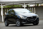 ＜マツダ デミオ 1.3S Touring／ボディカラー：ジェットブラックマイカ／シートカラー：黒布＞マツダ新型デミオ・CX-3 試乗レポート／竹岡圭