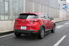 ＜マツダ CX-3 1.5XD PROACTIVE[4WD]／ボディカラー：ソウルレッドプレミアムメタリック／シートカラー：黒布＞マツダ新型デミオ・CX-3 試乗レポート／竹岡圭