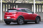 ＜マツダ CX-3 1.5XD PROACTIVE[4WD]／ボディカラー：ソウルレッドプレミアムメタリック／シートカラー：黒布＞マツダ新型デミオ・CX-3 試乗レポート／竹岡圭